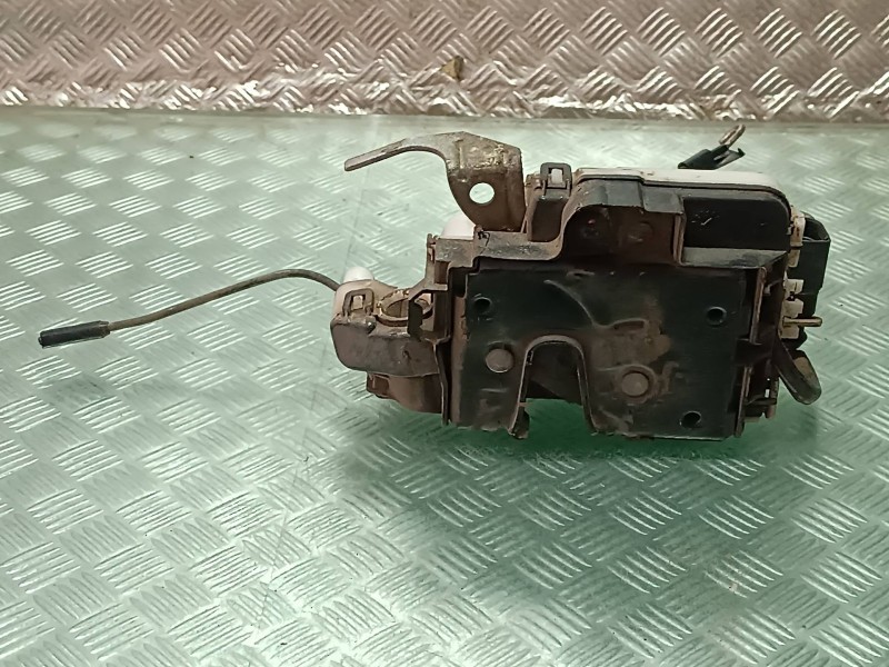 Recambio de cerradura puerta delantera derecha para seat cordoba berlina (6k2) referencia OEM IAM 6K4837016D  ELECTRICA