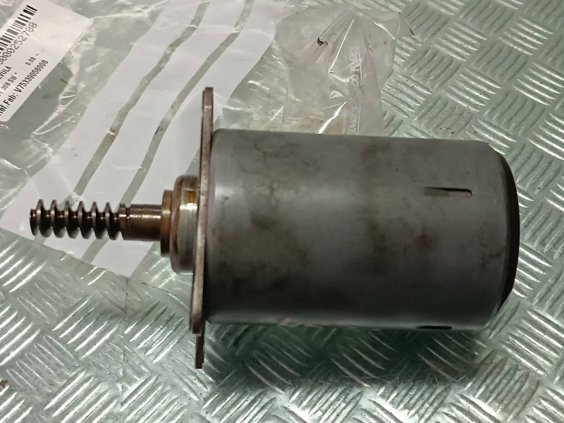 Recambio de electrovalvula para peugeot 308 sw referencia OEM IAM V75339058008 A2C53112944 CONECTOR 2 PINES