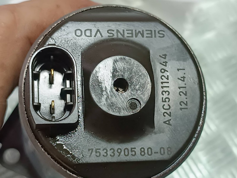 Recambio de electrovalvula para peugeot 308 sw referencia OEM IAM V75339058008 A2C53112944 CONECTOR 2 PINES