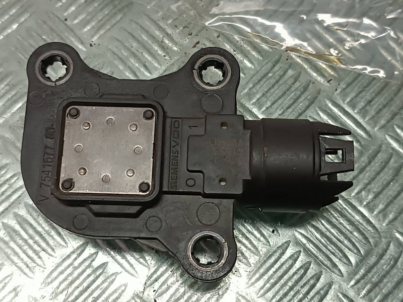 Recambio de sensor para peugeot 308 sw referencia OEM IAM V75416778005  CONECTOR 9 PINES