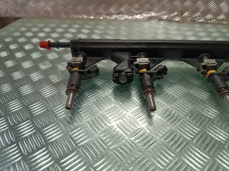 Recambio de rampa inyectora para peugeot 308 sw referencia OEM IAM 0757564580 075756458002 