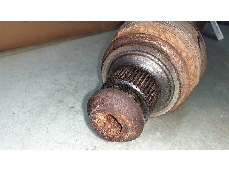 Recambio de transmision delantera izquierda para audi a4 ber. (b8) basis referencia OEM IAM 8K0407271AJ Y1AJ 10260456C