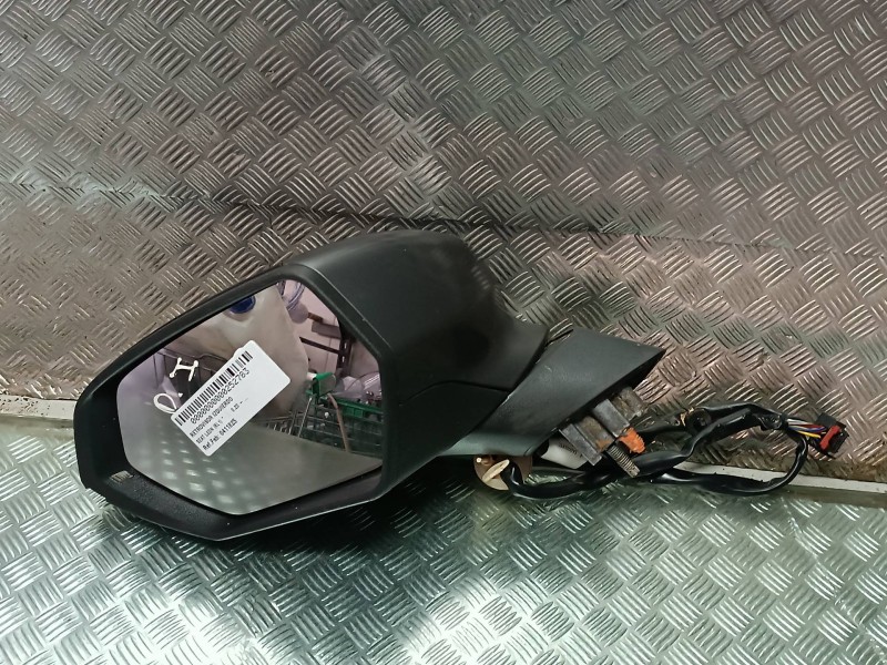 Recambio de retrovisor izquierdo para seat leon (kl1) referencia OEM IAM 0411825  ELECTRICO