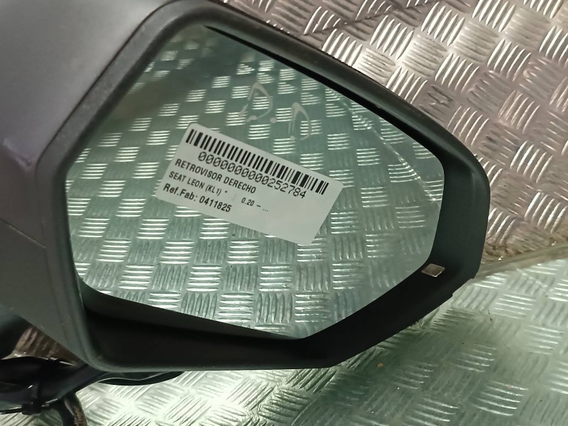 Recambio de retrovisor derecho para seat leon (kl1) referencia OEM IAM 0411825  ELECTRICO