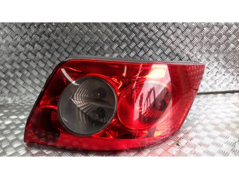 Recambio de piloto trasero derecho para renault megane ii coupe/cabrio referencia OEM IAM 8200142687  6 PINES