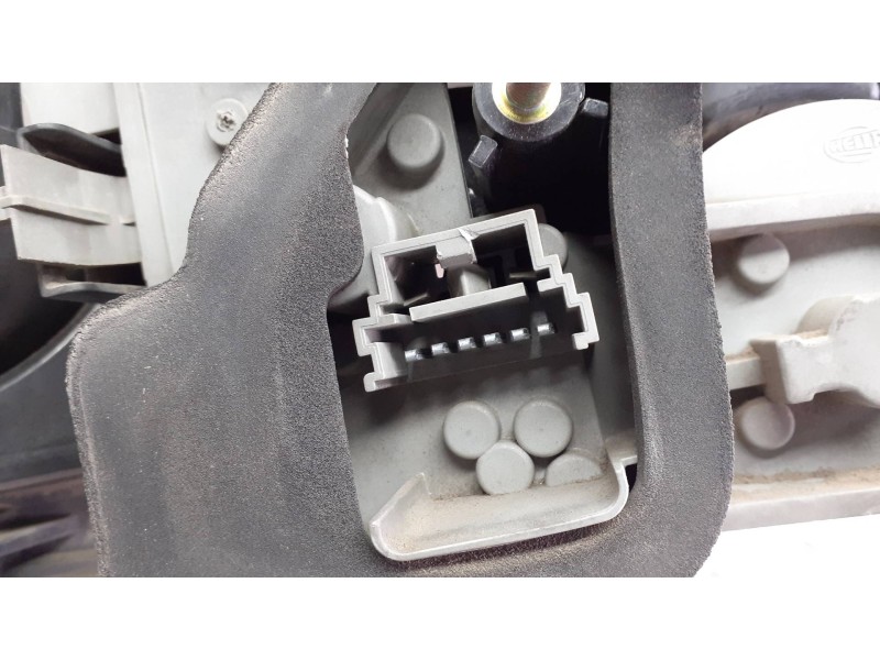 Recambio de piloto trasero derecho para renault megane ii coupe/cabrio referencia OEM IAM 8200142687  6 PINES