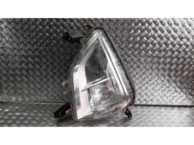 Recambio de faro antiniebla derecho para mitsubishi eclipse cross referencia OEM IAM W4323M  2+2 PINES