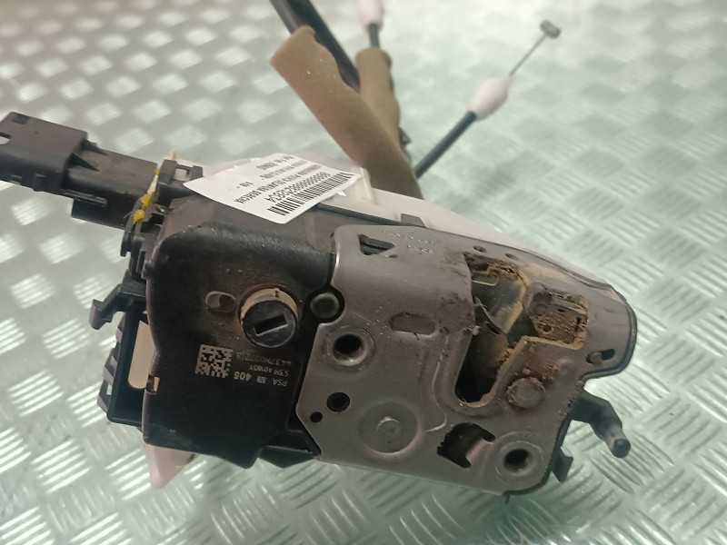 Recambio de cerradura puerta delantera derecha para citroen berlingo cuadro referencia OEM IAM 828405  ELECTRICA