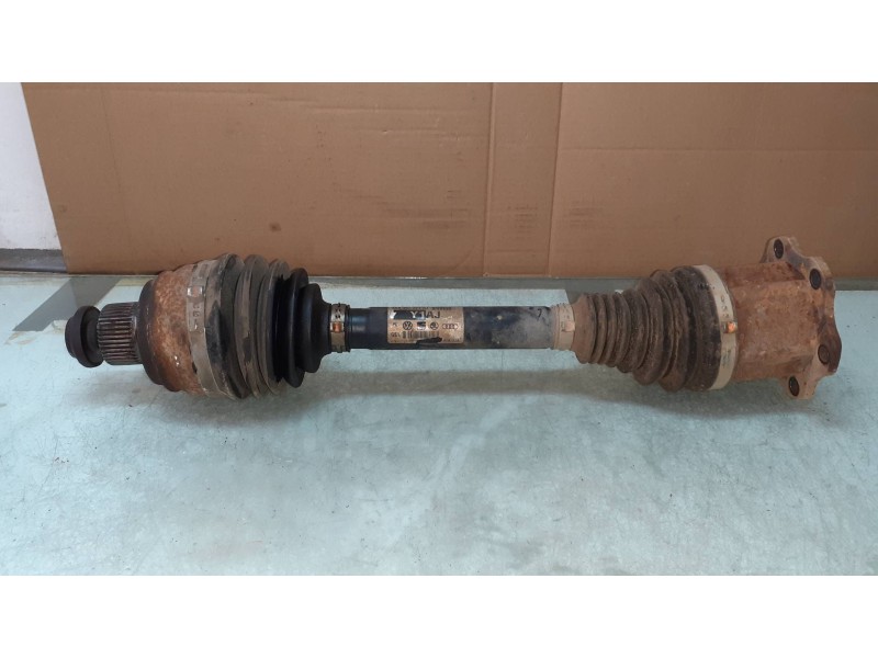 Recambio de transmision delantera izquierda para audi a4 ber. (b8) basis referencia OEM IAM 8K0407271AJ Y1AJ 10260456C