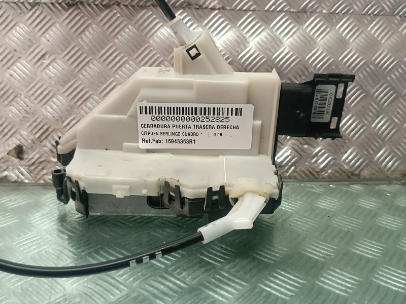Recambio de cerradura puerta trasera derecha para citroen berlingo cuadro referencia OEM IAM 16943363R1  ELECTRICA