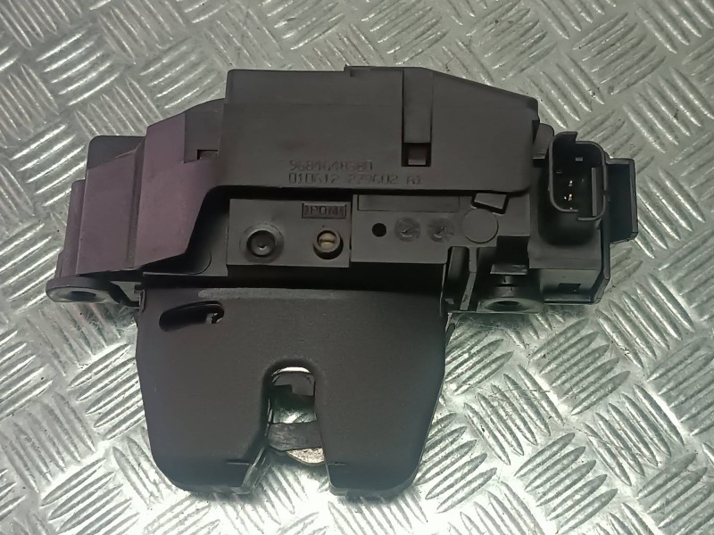 Recambio de cerradura maletero / porton para peugeot 308 sw referencia OEM IAM 9684648380  CONECTOR 3 PINES