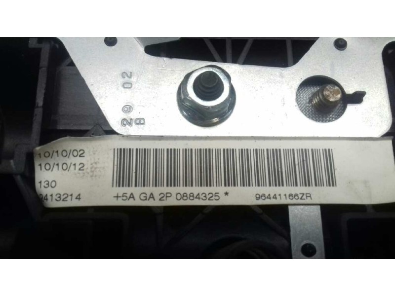 Recambio de airbag delantero izquierdo para peugeot 206 berlina xt referencia OEM IAM 96441166ZR  DOS CONECTORES