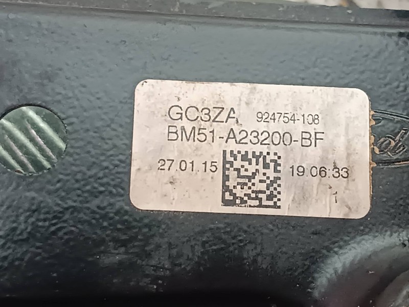 Recambio de elevalunas delantero derecho para ford focus lim. (cb8) referencia OEM IAM 924129104  ELECTRICO