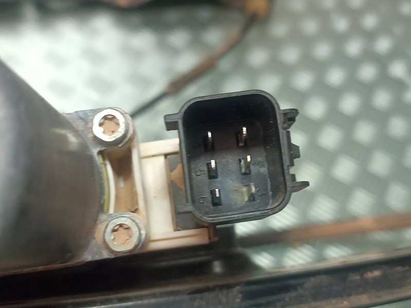 Recambio de elevalunas delantero derecho para ford focus lim. (cb8) referencia OEM IAM 924129104  ELECTRICO