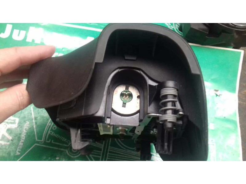 Recambio de airbag delantero izquierdo para peugeot 206 berlina xt referencia OEM IAM 96441166ZR  DOS CONECTORES
