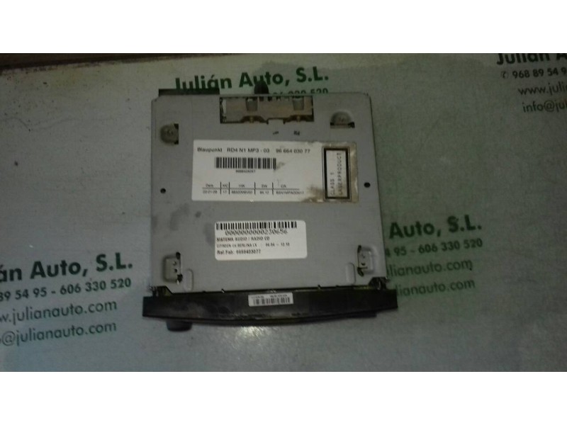 Recambio de sistema audio / radio cd para citroen c4 berlina lx referencia OEM IAM 9666403077  BLAUPUNKT