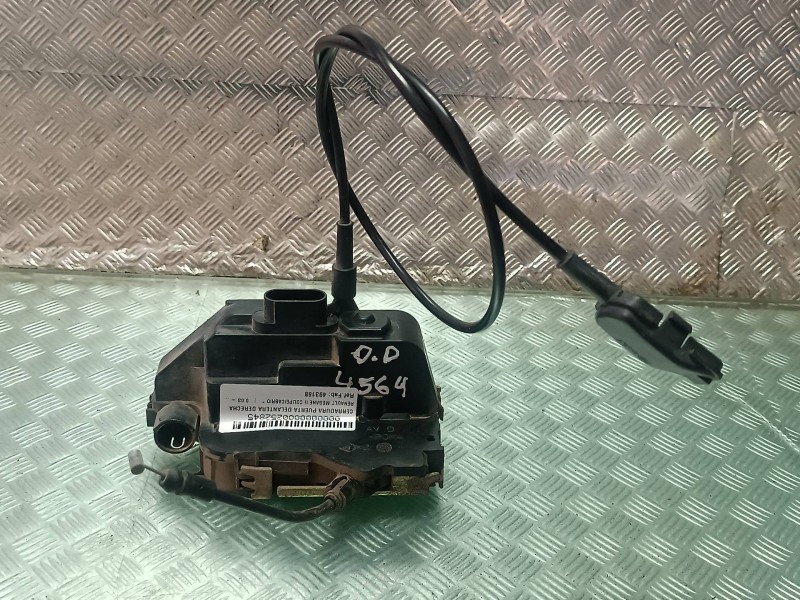 Recambio de cerradura puerta delantera derecha para renault megane ii coupe/cabrio referencia OEM IAM 493188 040805 ELECTRICA