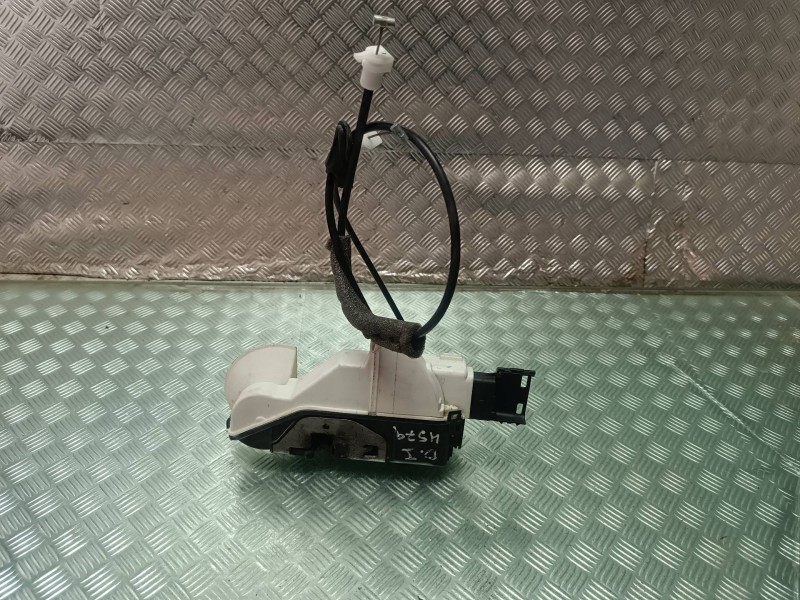 Recambio de cerradura puerta delantera izquierda para peugeot 308 sw referencia OEM IAM 006166 A048069 ELECTRICA