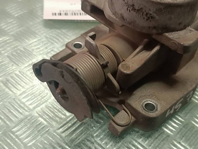 Recambio de caja mariposa para ford ka (ccq) referencia OEM IAM 95BF9B989  CONECTOR 3 PINES