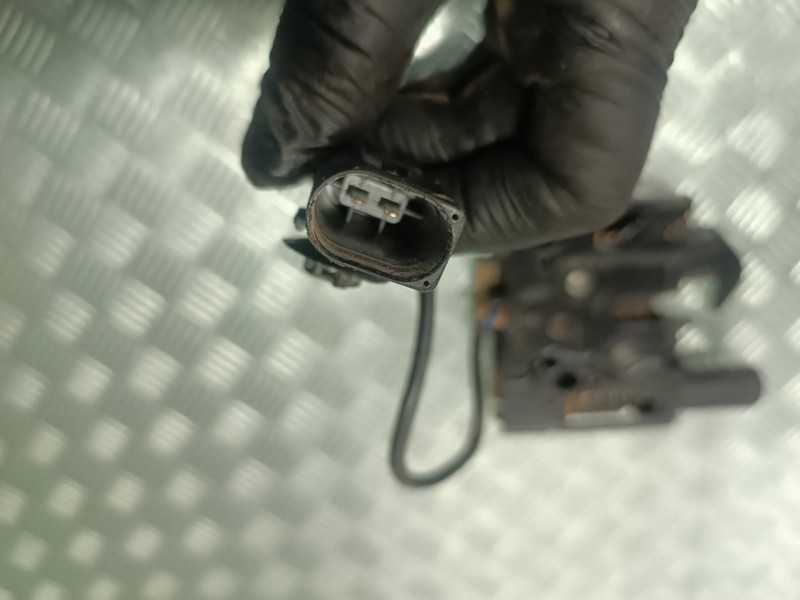 Recambio de cerradura capo para seat leon (kl1) referencia OEM IAM 4K0823509  CONECTOR 2 PINES