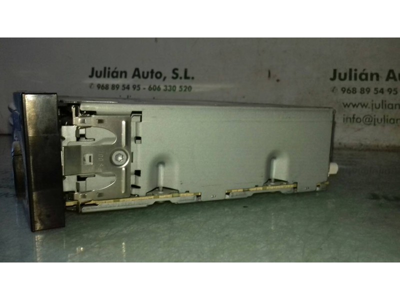 Recambio de sistema audio / radio cd para citroen c4 berlina lx referencia OEM IAM 9666403077  BLAUPUNKT