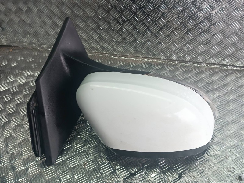 Recambio de retrovisor derecho para ford focus lim. (cb8) referencia OEM IAM E9024550  ELECTRICO