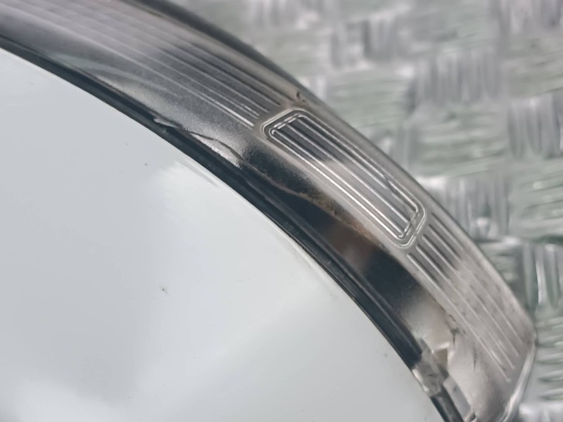 Recambio de retrovisor derecho para ford focus lim. (cb8) referencia OEM IAM E9024550  ELECTRICO