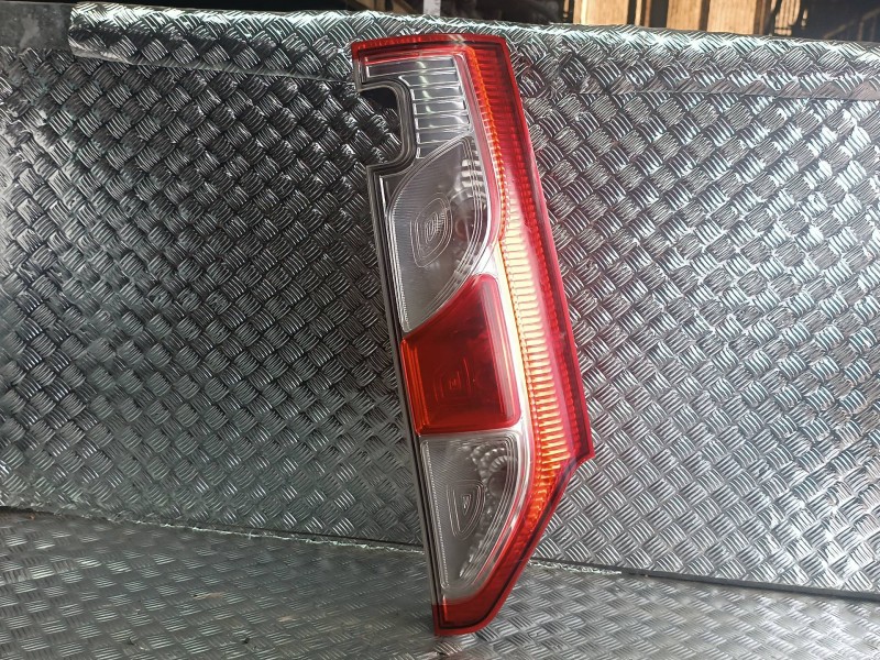 Recambio de piloto trasero derecho para renault kangoo (f/kc0) referencia OEM IAM 22017766  5 PINES