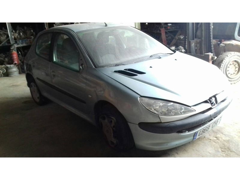 peugeot 206 berlina del año 2003