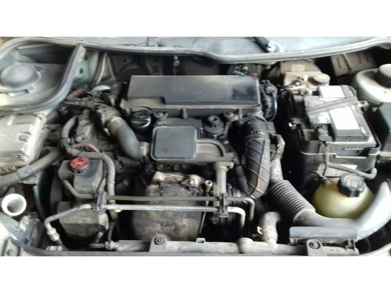 peugeot 206 berlina del año 2003