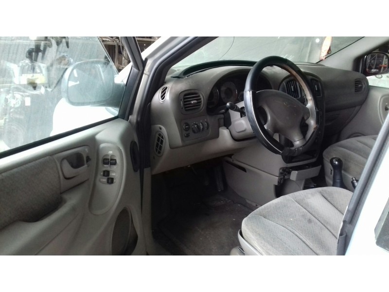 chrysler voyager (rg) del año 2001