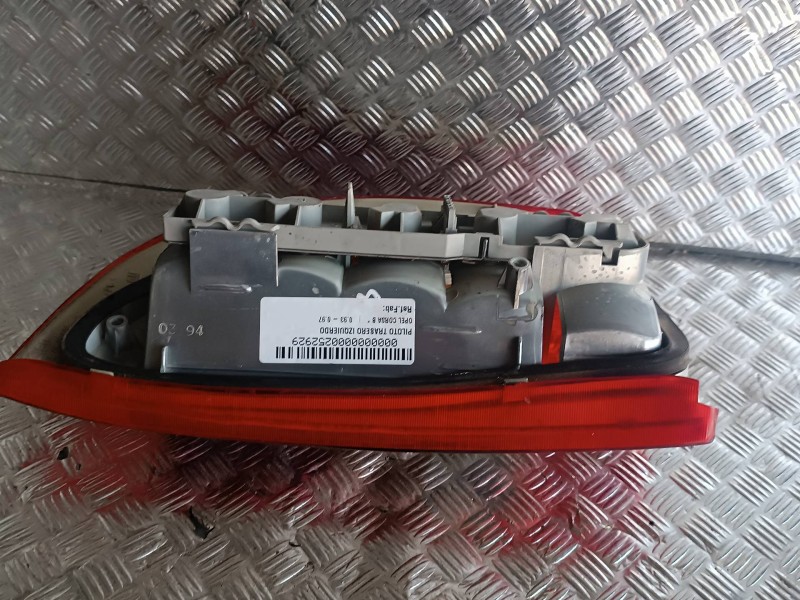 Recambio de piloto trasero izquierdo para opel corsa b referencia OEM IAM   VALEO