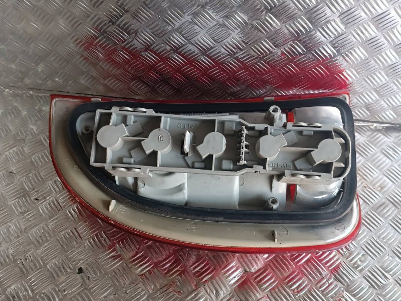 Recambio de piloto trasero derecho para opel corsa b referencia OEM IAM   VALEO