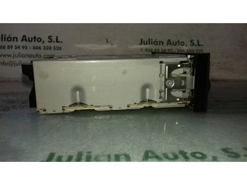 Recambio de sistema audio / radio cd para citroen c4 berlina lx referencia OEM IAM 9666403077  BLAUPUNKT