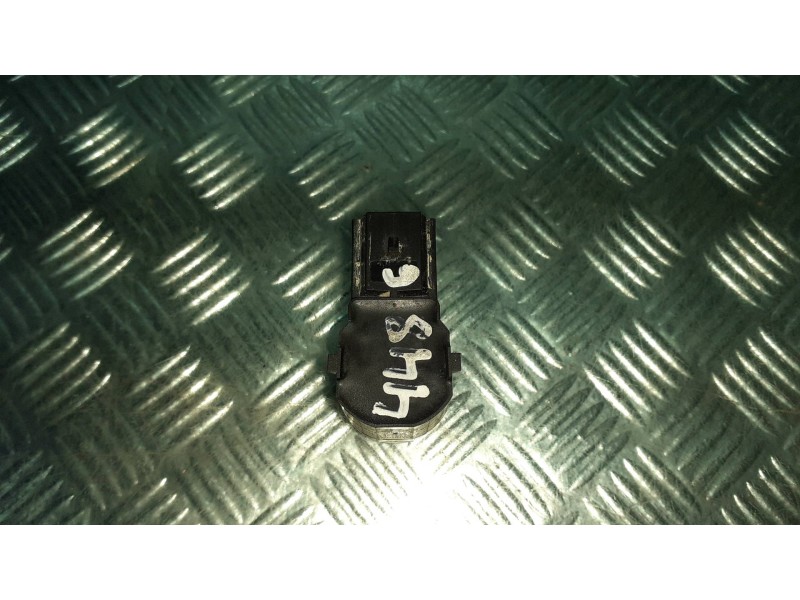 Recambio de sensor de aparcamiento para ford focus lim. (cb8) referencia OEM IAM EM2T15K859AAW  3 PINES