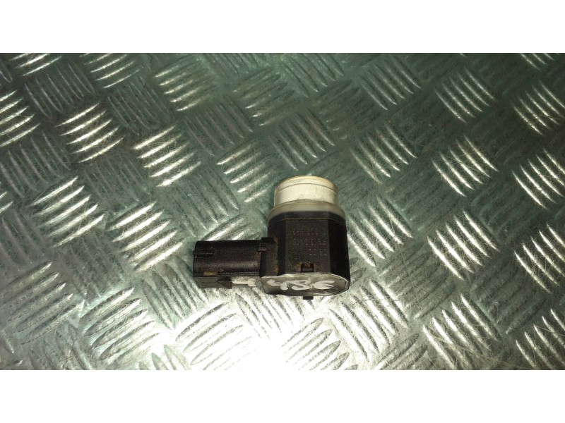 Recambio de sensor de aparcamiento para ford focus lim. (cb8) referencia OEM IAM EM2T15C868AAW  3 PINES