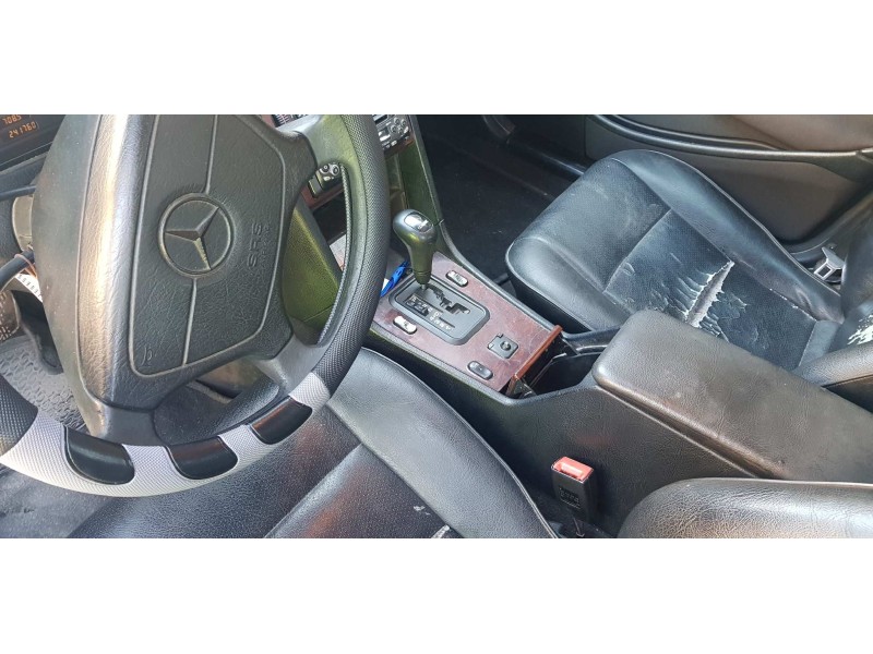 mercedes-benz clase c (w202) familiar del año 1989