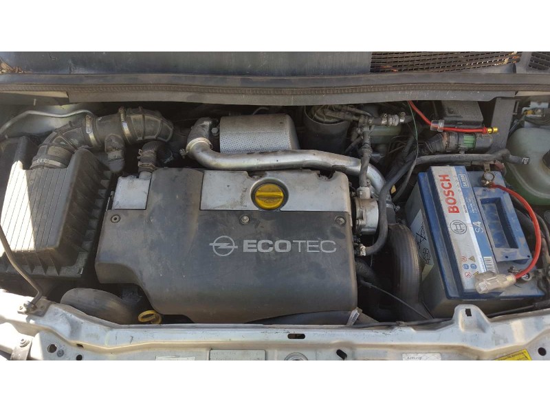 opel zafira a del año 2000
