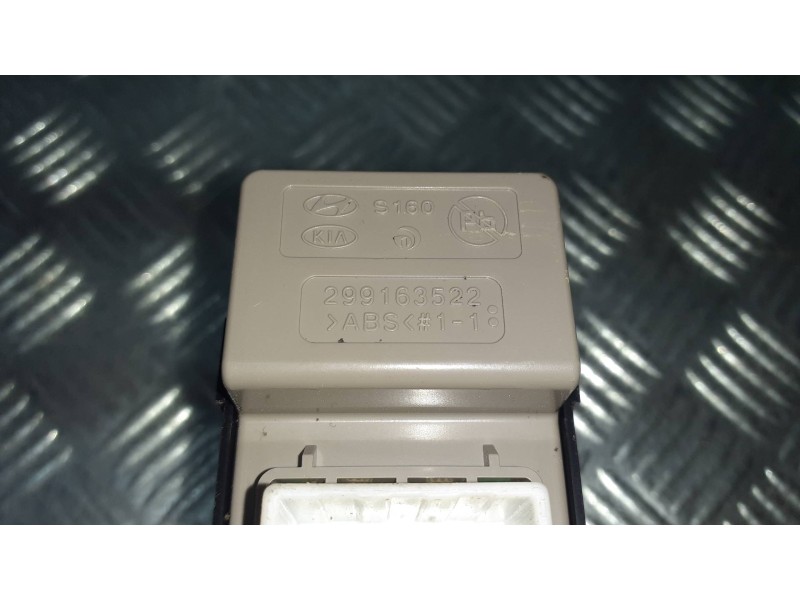 Recambio de mando elevalunas trasero derecho para hyundai ioniq 5 5 referencia OEM IAM 299163522  12 PINES