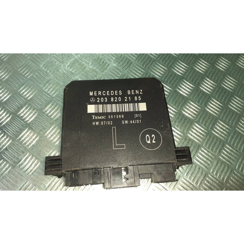 Recambio de modulo electronico para mercedes-benz clase c (w203) berlina referencia OEM IAM A2038202185 CIERRE PUERTAS TRASERO I