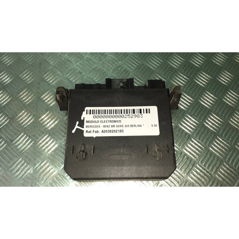 Recambio de modulo electronico para mercedes-benz clase c (w203) berlina referencia OEM IAM A2038202185 CIERRE PUERTAS TRASERO I