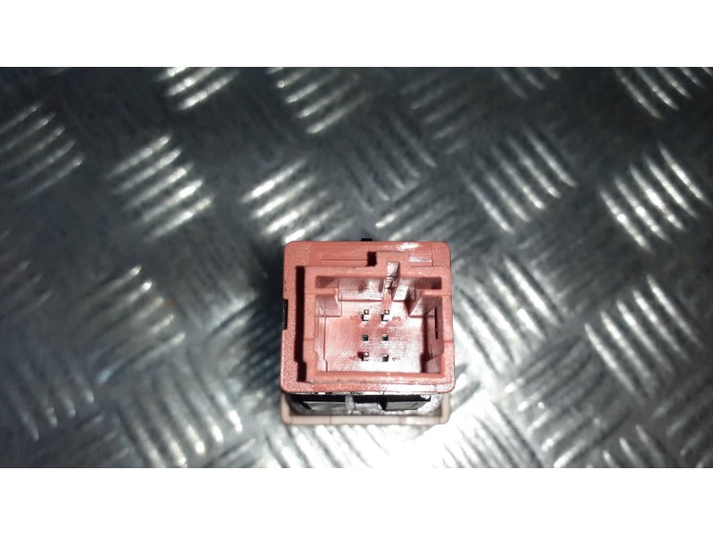 Recambio de warning para citroen berlingo cuadro referencia OEM IAM 96583113KR  3 PINES