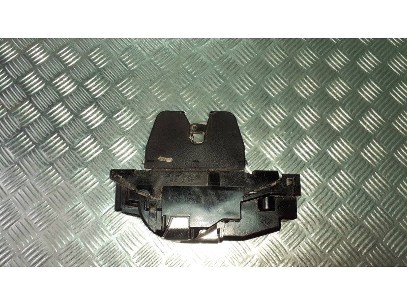 Recambio de cerradura maletero / porton para citroen berlingo cuadro referencia OEM IAM 9671153780  3 PINES