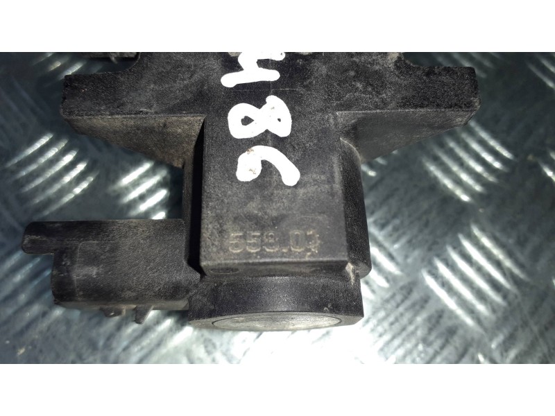 Recambio de valvula de vacio para ford focus lim. (cb8) referencia OEM IAM 55801  2 PINES
