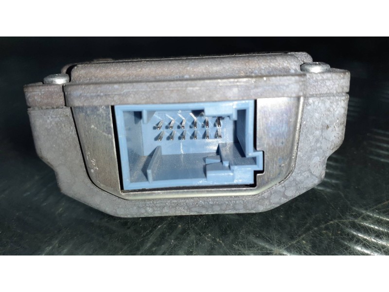 Recambio de camara vision frontal para opel mokka referencia OEM IAM 9844698980  12 PINES