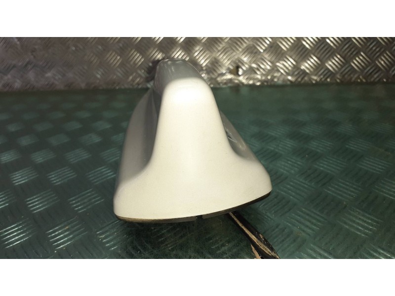 Recambio de antena para mitsubishi eclipse cross referencia OEM IAM 4X  