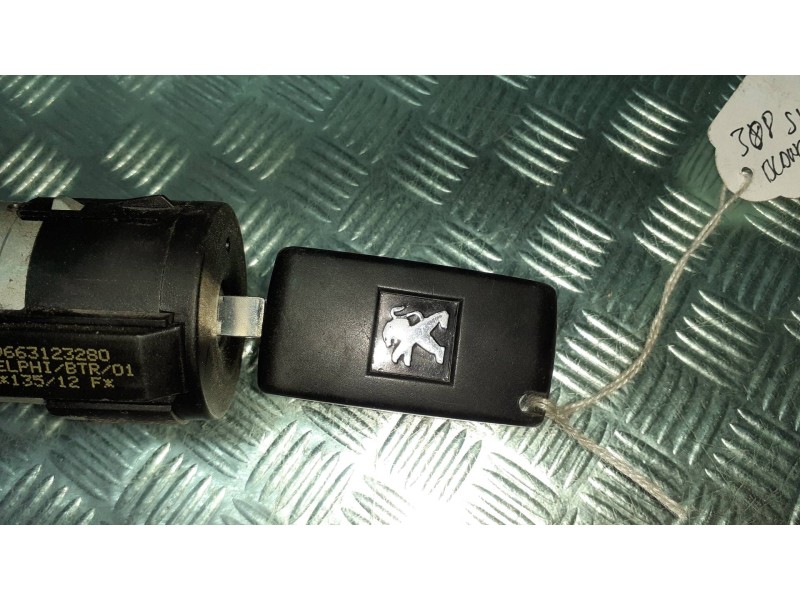 Recambio de conmutador de arranque para peugeot 308 sw referencia OEM IAM 9663123280  3 PINES