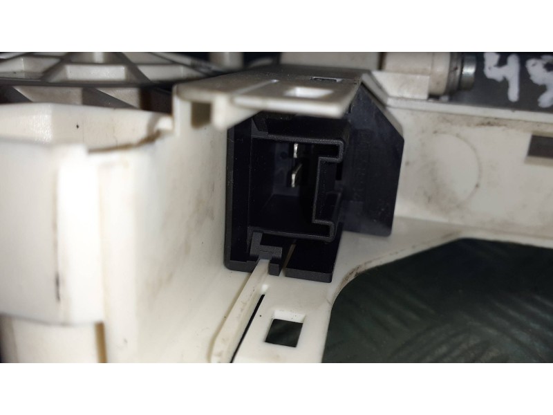 Recambio de motor elevalunas delantero izquierdo para volkswagen sharan (7n1) referencia OEM IAM 8K0959802B  2 PINES