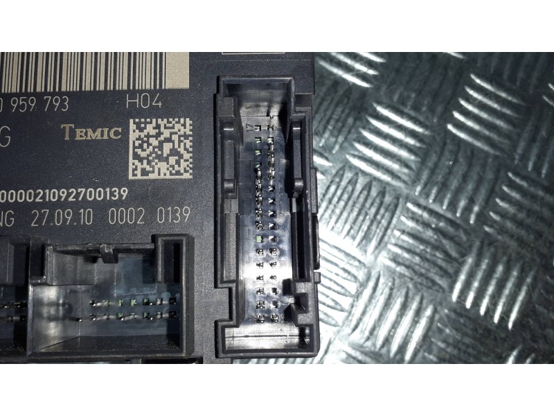 Recambio de centralita cierre para volkswagen sharan (7n1) referencia OEM IAM 7N0959793B  DELANTERA IZQUIERDA