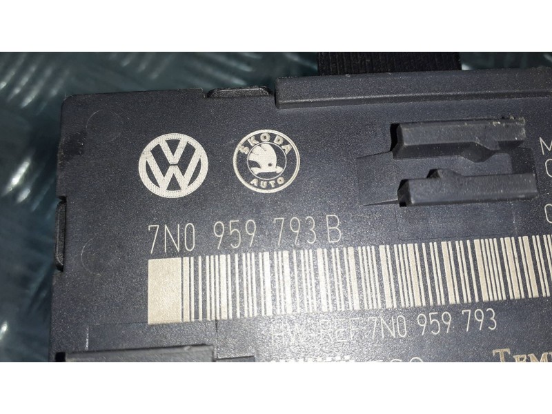 Recambio de centralita cierre para volkswagen sharan (7n1) referencia OEM IAM 7N0959793B  DELANTERA IZQUIERDA